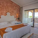 Paradise And Hotel San Teodoro (Sardinia)